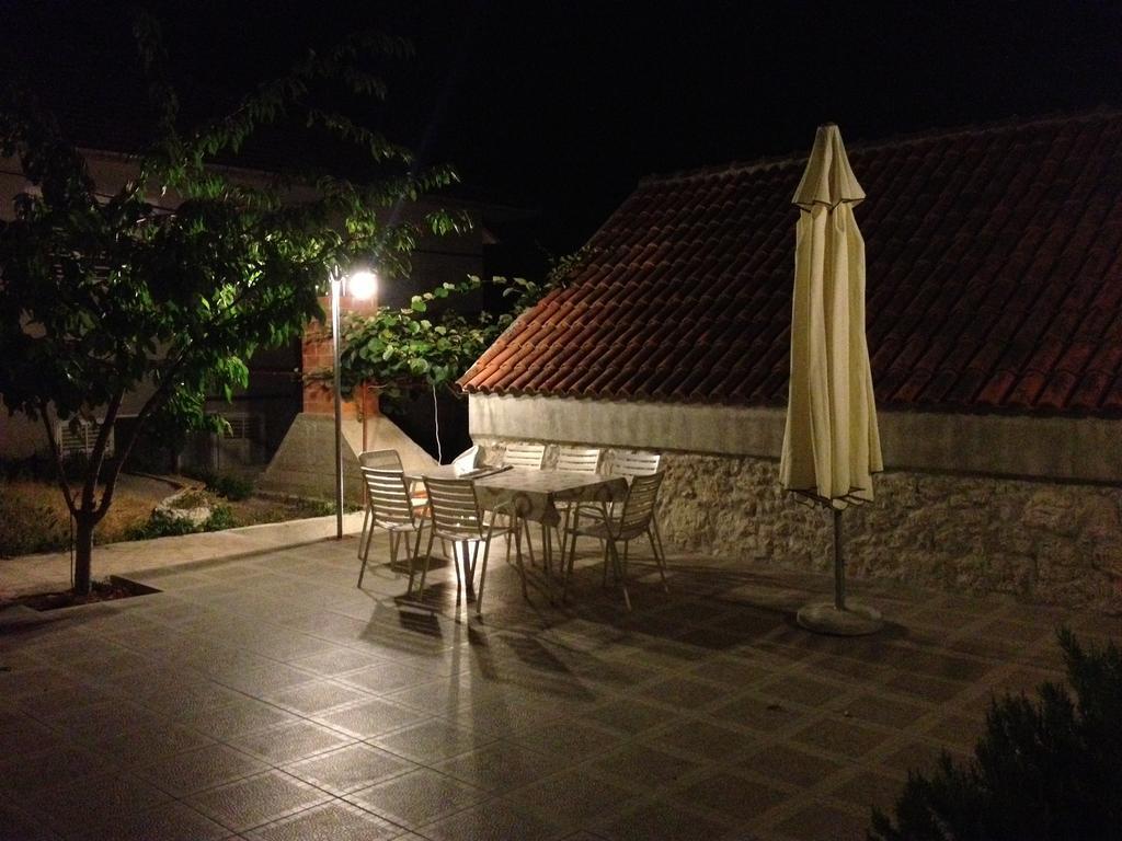 Apartments Petar Блаце Екстер'єр фото